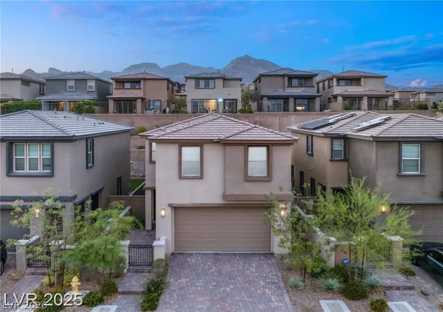 3rd image of 12521 Lylan Ridge St, Las Vegas, NV 89138 | MLS# 2808482