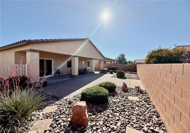 Photo 3 of Single family home for sale at 5290 E La Campana Dr, Pahrump, NV 89061 | MLS# 2808590 | Listing updated on 2026-08-13