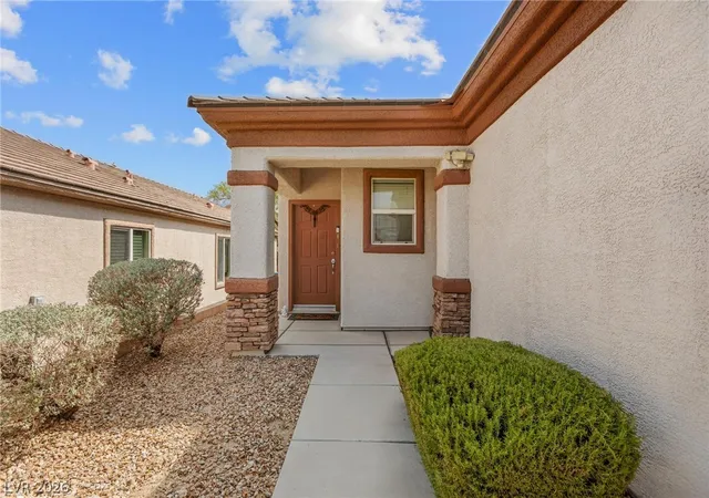 Photo 3 of Single family home for sale at 2544 Sirius Star St, Henderson, NV 89044 | MLS# 2806647 | Listing updated on 2026-10-01