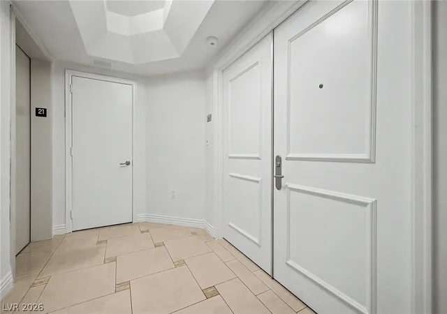 Photo 4 of Condo for sale at 2777 Paradise Rd #2102, Las Vegas, NV 89109 | MLS# 2808540 | Listing updated on 2026-09-01