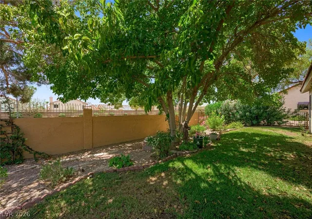 Photo 2 of Single family home for sale at 5621 Lost Tree Cir, Las Vegas, NV 89130 | MLS# 2805063 | Listing updated on 2026-08-13