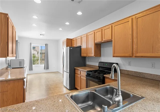 Photo 4 of Single family home for sale at 6285 Rock Dove Ave, Las Vegas, NV 89122 | MLS# 2806898 | Listing updated on 2026-08-13