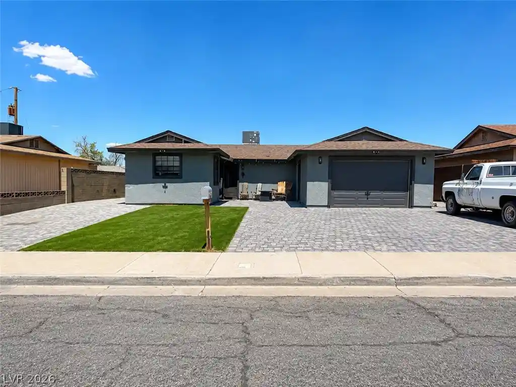 Single family home for sale at 217 Valley Frg Ave, Henderson, NV 89015 | MLS# 2808822