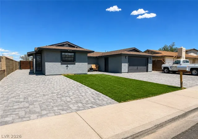 Photo 2 of Single family home for sale at 217 Valley Frg Ave, Henderson, NV 89015 | MLS# 2808822 | Listing updated on 2026-08-21