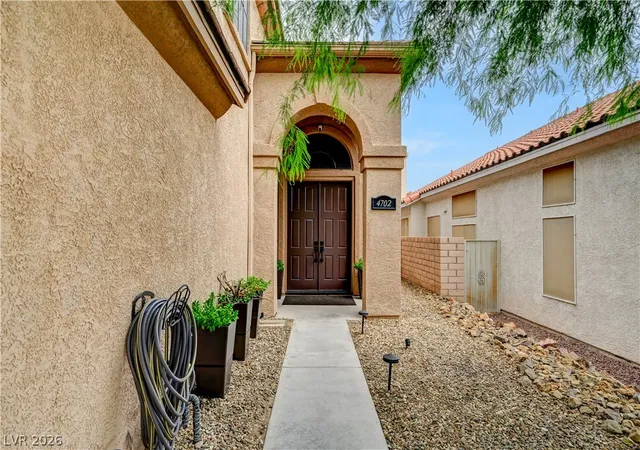 Photo 3 of Single family home for sale at 4702 Grand Ridge Ct, Las Vegas, NV 89147 | MLS# 2808718 | Listing updated on 2026-08-14