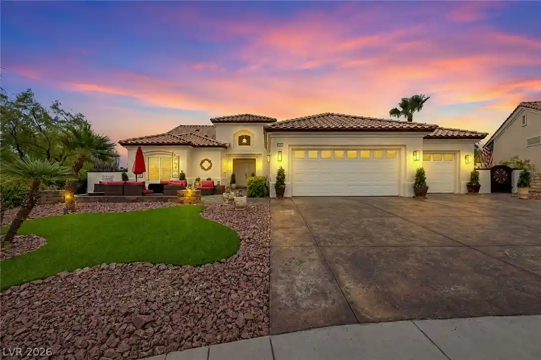 Photo 1 of Single family home for sale at 10001 Cresent Crk Dr, Las Vegas, NV 89134 | MLS# 2808963 | Listing updated on 2026-10-22