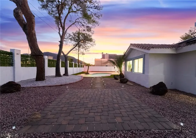 Photo 1 of Single family home for sale at 611 E Fairway Rd, Henderson, NV 89015 | MLS# 2807329 | Listing updated on 2026-08-14