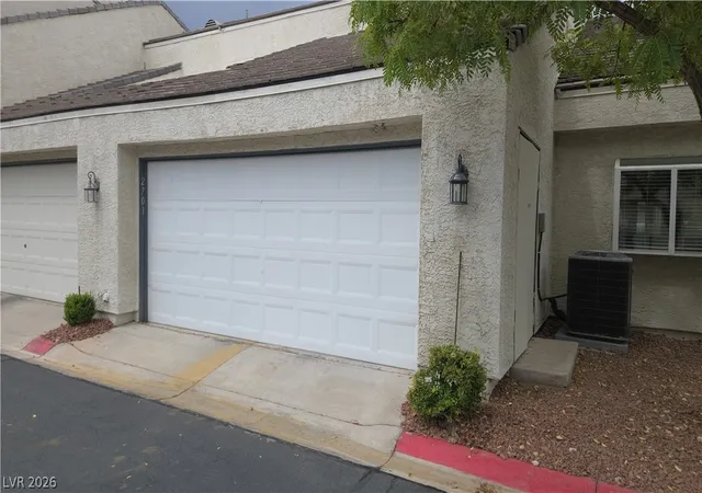 Photo 2 of Townhouse for sale at 2701 Ferrin Rd, Las Vegas, NV 89117 | MLS# 2808916 | Listing updated on 2026-08-14