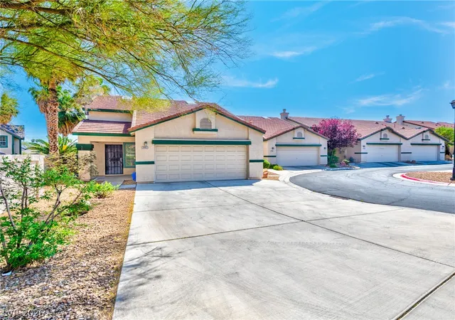 Photo 1 of Single family home for sale at 3963 Pembridge Ct, Las Vegas, NV 89121 | MLS# 2808860 | Listing updated on 2026-08-27
