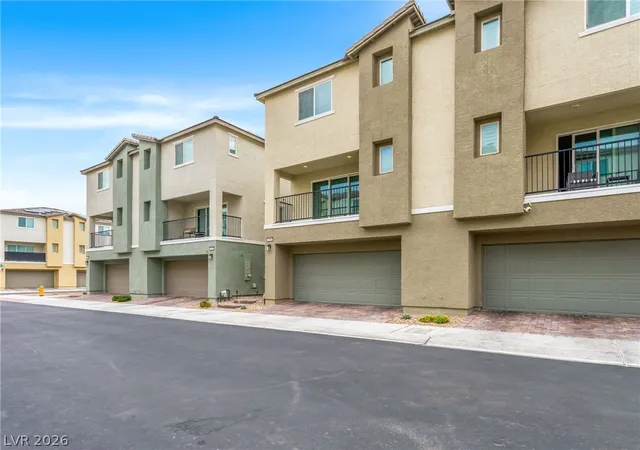 Photo 2 of Townhouse for sale at 6888 Prairie Pearl St, Las Vegas, NV 89148 | MLS# 2806786 | Listing updated on 2026-08-27