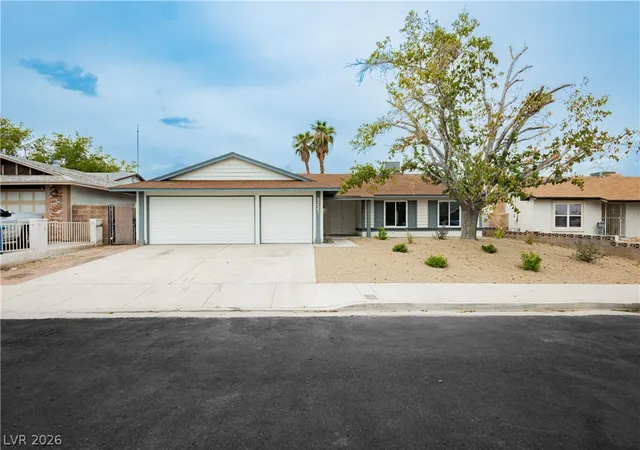 Single family home for sale at 5227 Sepulveda Blvd, Las Vegas, NV 89118 | MLS# 2808002