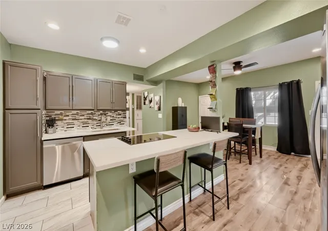 Photo 3 of Sale Pending at 117 N Yale St, Las Vegas, NV 89107 | MLS# 2809391 | Listing updated on 2026-08-23
