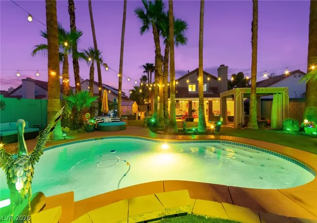 Photo 2 of Sale Pending at 2710 Knightsbridge Rd, Henderson, NV 89074 | MLS# 2809488 | Listing updated on 2026-08-22