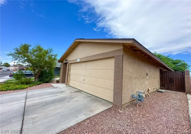 Photo 4 of Sale Pending at 437 Sam Jonas Dr, Las Vegas, NV 89145 | MLS# 2809514 | Listing updated on 2026-08-29