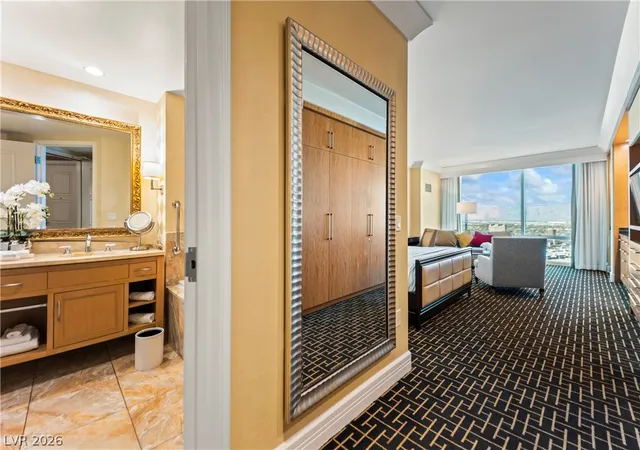 Photo 3 of Condo for sale at 2000 N Fashion Show Dr #3617, Las Vegas, NV 89109 | MLS# 2808627 | Listing updated on 2026-08-17