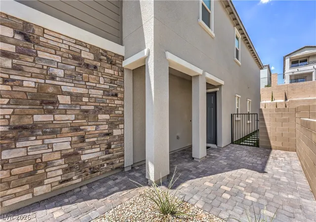 3rd image of 527 Preston Oak Ln, Las Vegas, NV 89138 | MLS# 2809576