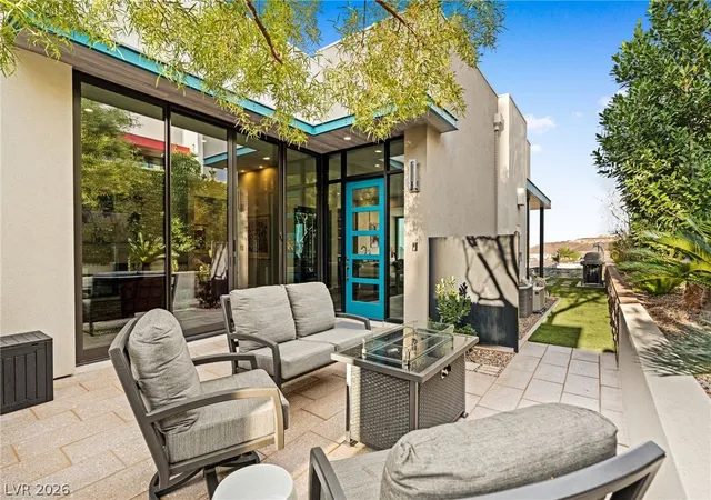 Photo 3 of Single family home for sale at 662 Falcon Summit Ct, Henderson, NV 89012 | MLS# 2806992 | Listing updated on 2026-09-01