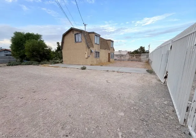 Photo 3 of Sale Pending at 3505 Kemp St, North Las Vegas, NV 89032 | MLS# 2809536 | Listing updated on 2026-08-29