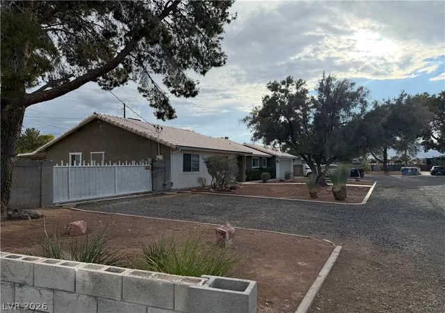 Photo 1 of Sale Pending at 2901 Maverick St, Las Vegas, NV 89108 | MLS# 2808893 | Listing updated on 2026-08-28
