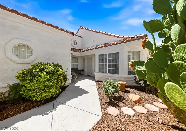 Photo 4 of Single family home for sale at 7441 Painted Shadows Way, Las Vegas, NV 89149 | MLS# 2807971 | Listing updated on 2026-08-20