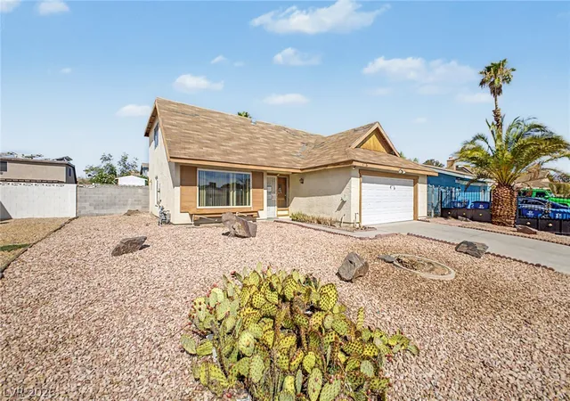 Photo 3 of Single family home for sale at 4725 Lake Pl, Las Vegas, NV 89147 | MLS# 2810353 | Listing updated on 2026-08-19