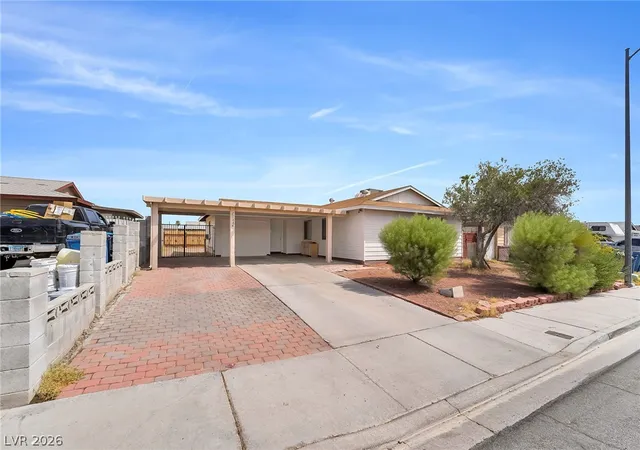 Photo 2 of Single family home for sale at 4672 Rita Dr, Las Vegas, NV 89121 | MLS# 2810582 | Listing updated on 2026-08-21