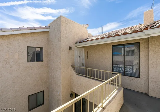 Listing Photo 5 - Condo for sale in building located at 1941 Scimitar Dr, Henderson, NV 89014 - Unit #0