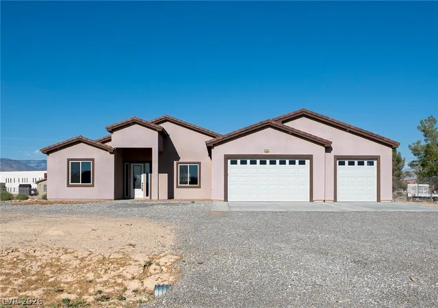 Photo 1 of Single family home for sale at 2181 S Arrow Ct, Pahrump, NV 89048 | MLS# 2810519 | Listing updated on 2026-08-25