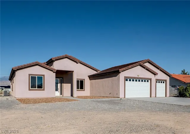 Photo 3 of Single family home for sale at 2181 S Arrow Ct, Pahrump, NV 89048 | MLS# 2810519 | Listing updated on 2026-08-25