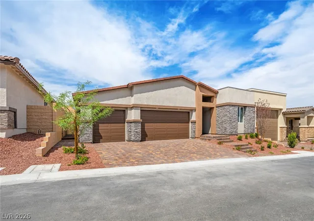 Photo 2 of Sale Pending at 10916 Lewis Pointe Ave, Las Vegas, NV 89166 | MLS# 2810812 | Listing updated on 2026-09-01