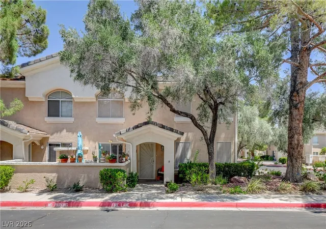 Townhouse for sale at 513 Amber Horizon St, Henderson, NV 89015 | MLS# 2807029