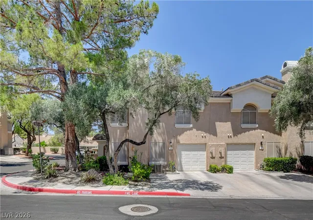Photo 2 of Townhouse for sale at 513 Amber Horizon St, Henderson, NV 89015 | MLS# 2807029 | Listing updated on 2026-08-25
