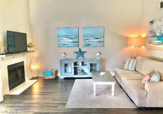 Photo 3 of Townhouse for sale at 8917 Antioch Wy, Las Vegas, NV 89117 | MLS# 2811105 | Listing updated on 2026-08-22