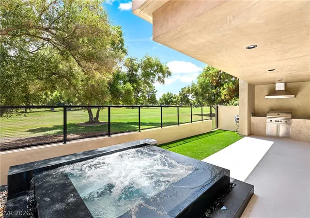 3rd image of 2847 Queens Courtyard Dr, Las Vegas, NV 89109 | MLS# 2809437