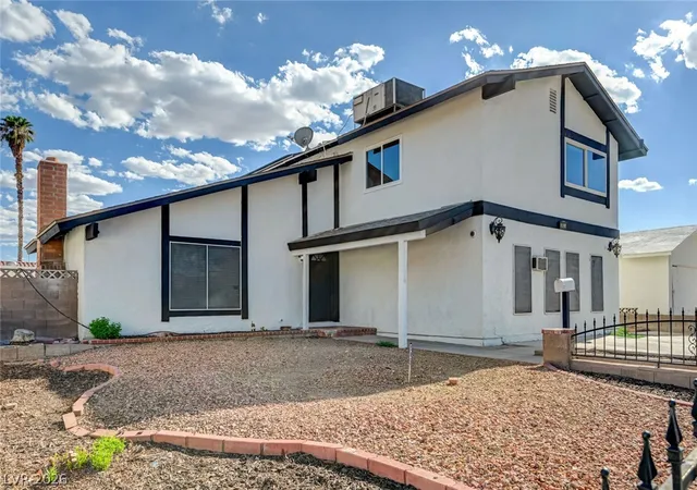 Photo 3 of Single family home for sale at 3933 Manford Cir, Las Vegas, NV 89104 | MLS# 2811340 | Listing updated on 2026-08-22