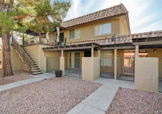 Photo 3 of Townhouse for sale at 1812 Plum Ct, Henderson, NV 89014 | MLS# 2809836 | Listing updated on 2026-08-23