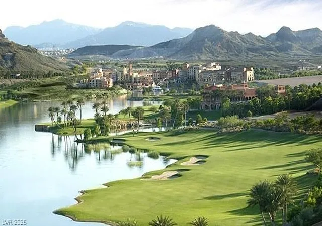 Listing Photo 2 - Condo for sale in building located at 30 Strada Di Villaggio, Henderson, NV 89011 - Unit #105