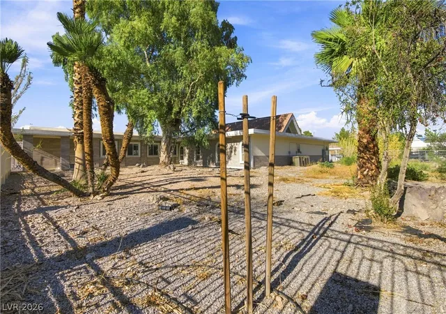 Photo 3 of Single family home for sale at 2940 S Bronco St, Las Vegas, NV 89146 | MLS# 2811578 | Listing updated on 2026-08-26