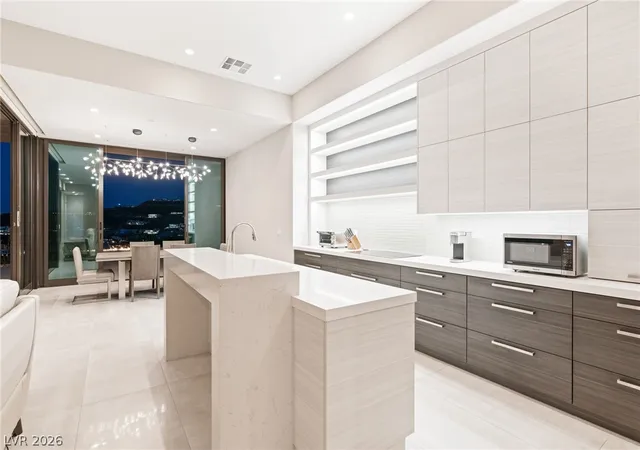 Photo 4 of Townhouse for sale at 656 Falcon Summit Ct, Henderson, NV 89012 | MLS# 2810729 | Listing updated on 2026-09-01