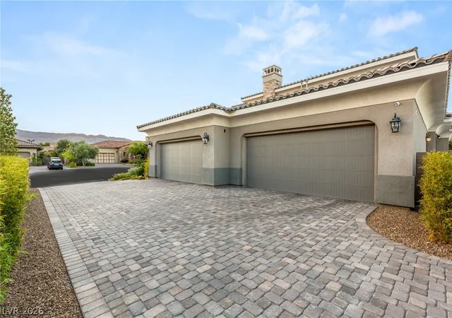 Photo 2 of Single family home for sale at 6294 Magnifico Cir, Las Vegas, NV 89149 | MLS# 2811633 | Listing updated on 2026-08-25