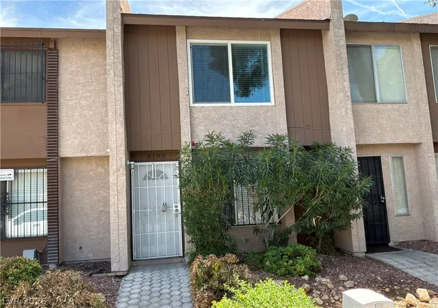 Townhouse for sale at 4195 Mississippi Ave, Las Vegas, NV 89103 | MLS# 2811760