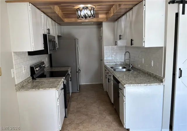 Photo 3 of Townhouse for sale at 4195 Mississippi Ave, Las Vegas, NV 89103 | MLS# 2811760 | Listing updated on 2026-08-25