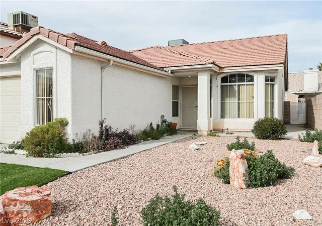 Photo 3 of Single family home for sale at 6092 Golden Nectar Wy, Las Vegas, NV 89142 | MLS# 2811926 | Listing updated on 2026-08-28
