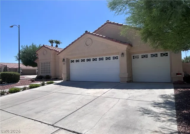 Photo 2 of Sale Pending at 4805 Crimson Glory Ln, Las Vegas, NV 89130 | MLS# 2812072 | Listing updated on 2026-08-28