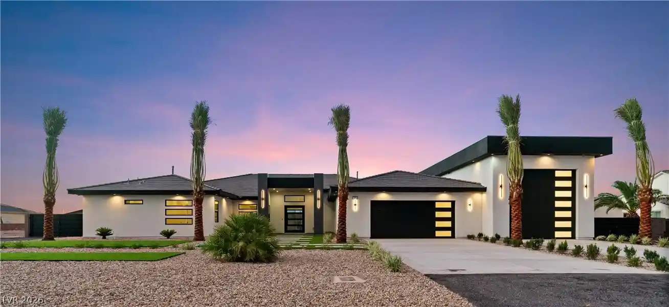 Photo 1 of Single family home for sale at 470 E Paradise Hills Dr, Henderson, NV 89002 | MLS# 2811815 | Listing updated on 2026-10-28
