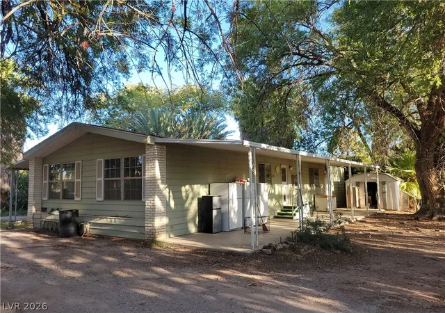 Photo 2 of Manufactured home for sale at 220 S Andersen St, Overton, NV 89040 | MLS# 2811142 | Listing updated on 2026-08-26