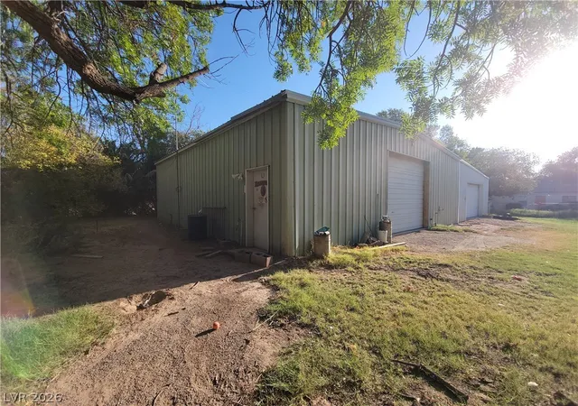 Photo 4 of Manufactured home for sale at 220 S Andersen St, Overton, NV 89040 | MLS# 2811142 | Listing updated on 2026-08-26
