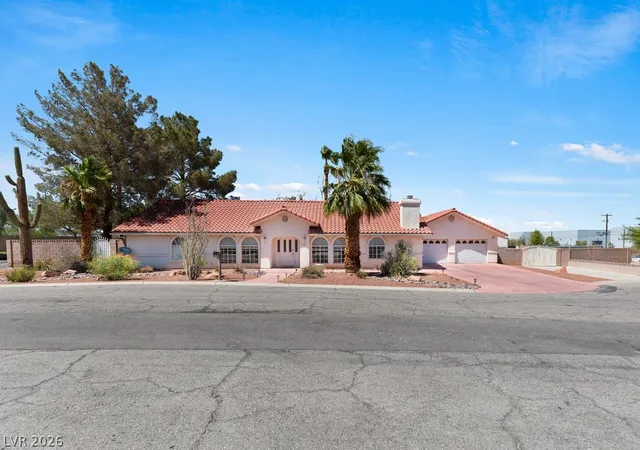 Photo 2 of Single family home for sale at 7110 La Cienega St, Las Vegas, NV 89119 | MLS# 2812507 | Listing updated on 2026-08-27