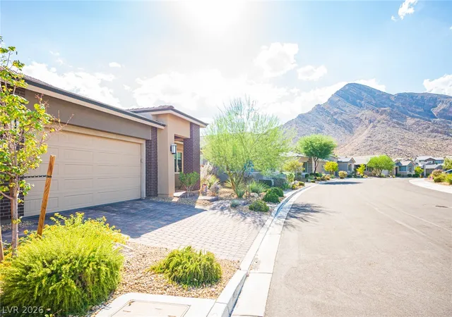 2nd image of 11113 Black Fire Opal Dr, Las Vegas, NV 89138 | MLS# 2811275