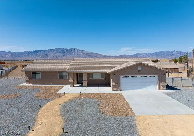 Photo 1 of Single family home for sale at 2121 W Labrador Ct, Pahrump, NV 89048 | MLS# 2812540 | Listing updated on 2026-08-28